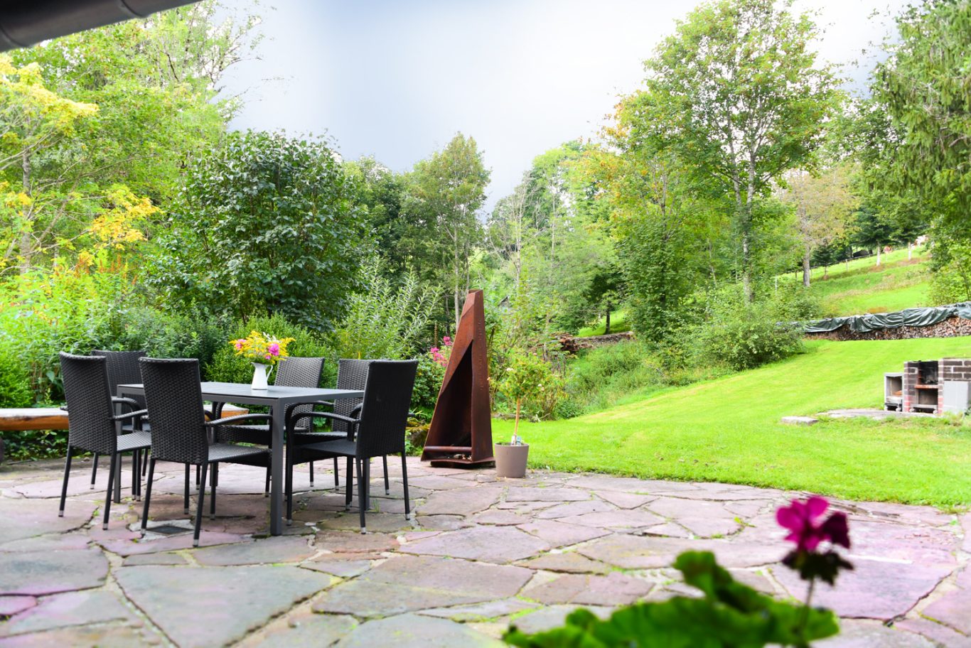 Sitzmöglichkeiten im Außenbereich