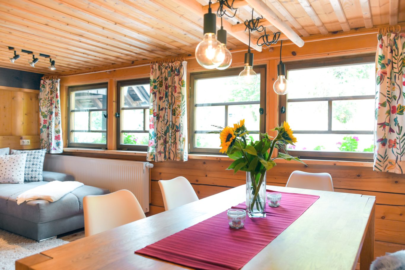 Essecke im Wohn- und Esszimmer